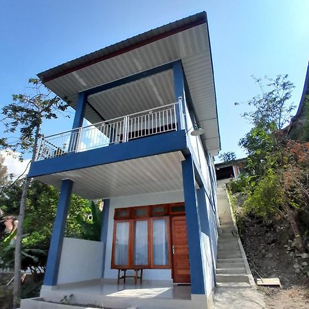 Maruba Inn Tuktuk Siadong Bagian luar foto